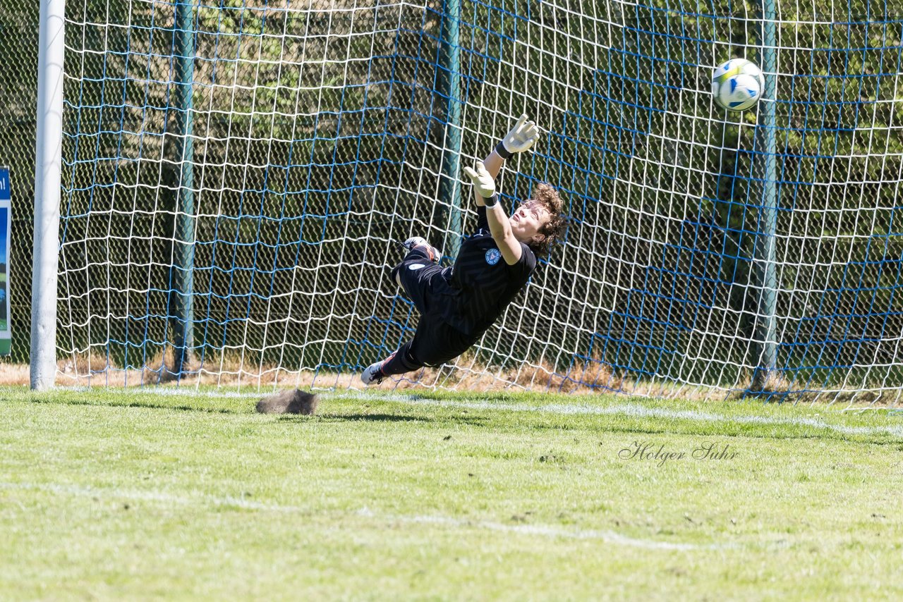 Bild 177 - F TSV Zarpen - Holstein Kiel II : Ergebnis: 2:6